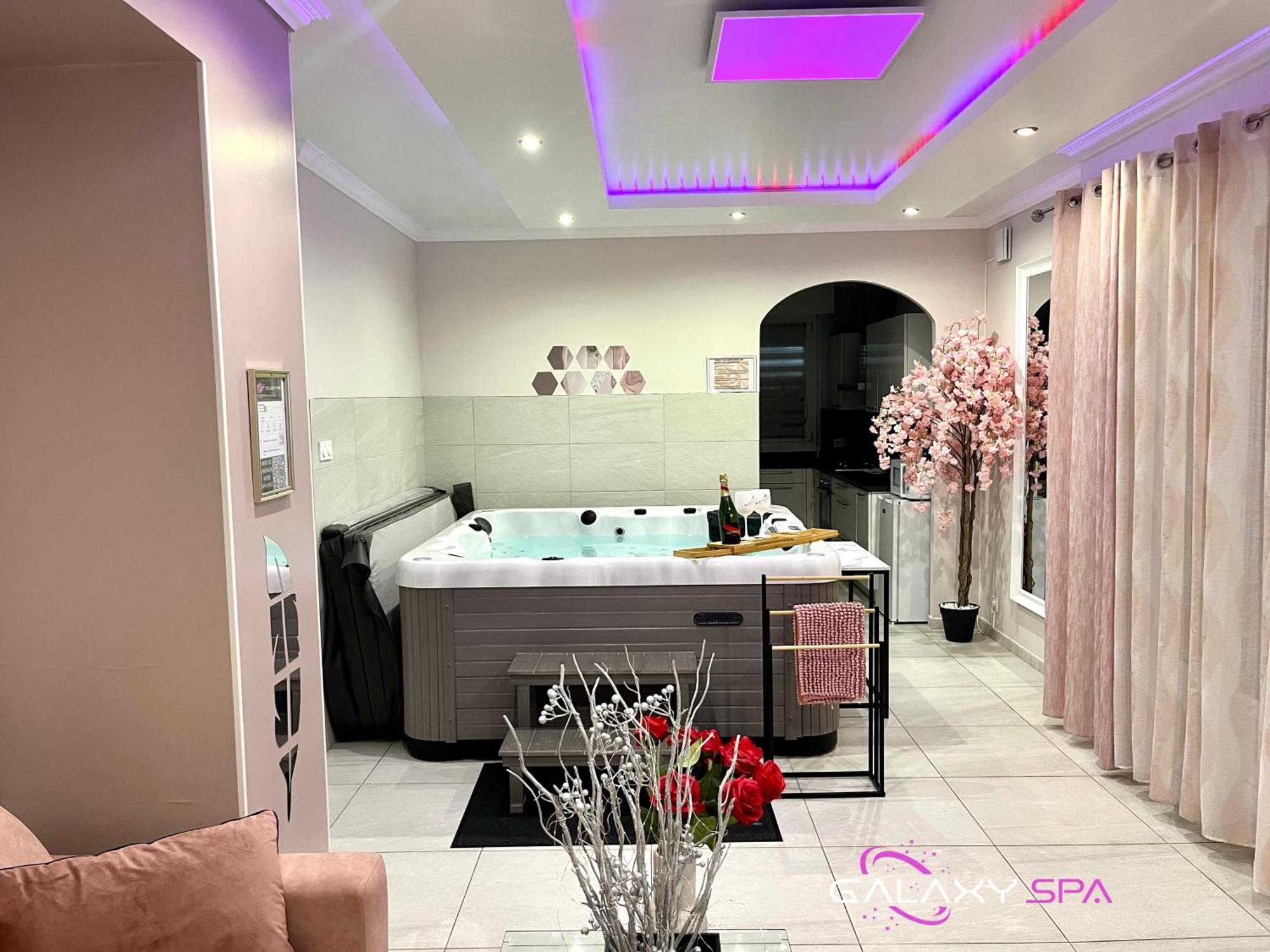 Galaxy Spa - Suite Venus Jacuzzi Et Sauna Privatif Champigneulles Εξωτερικό φωτογραφία