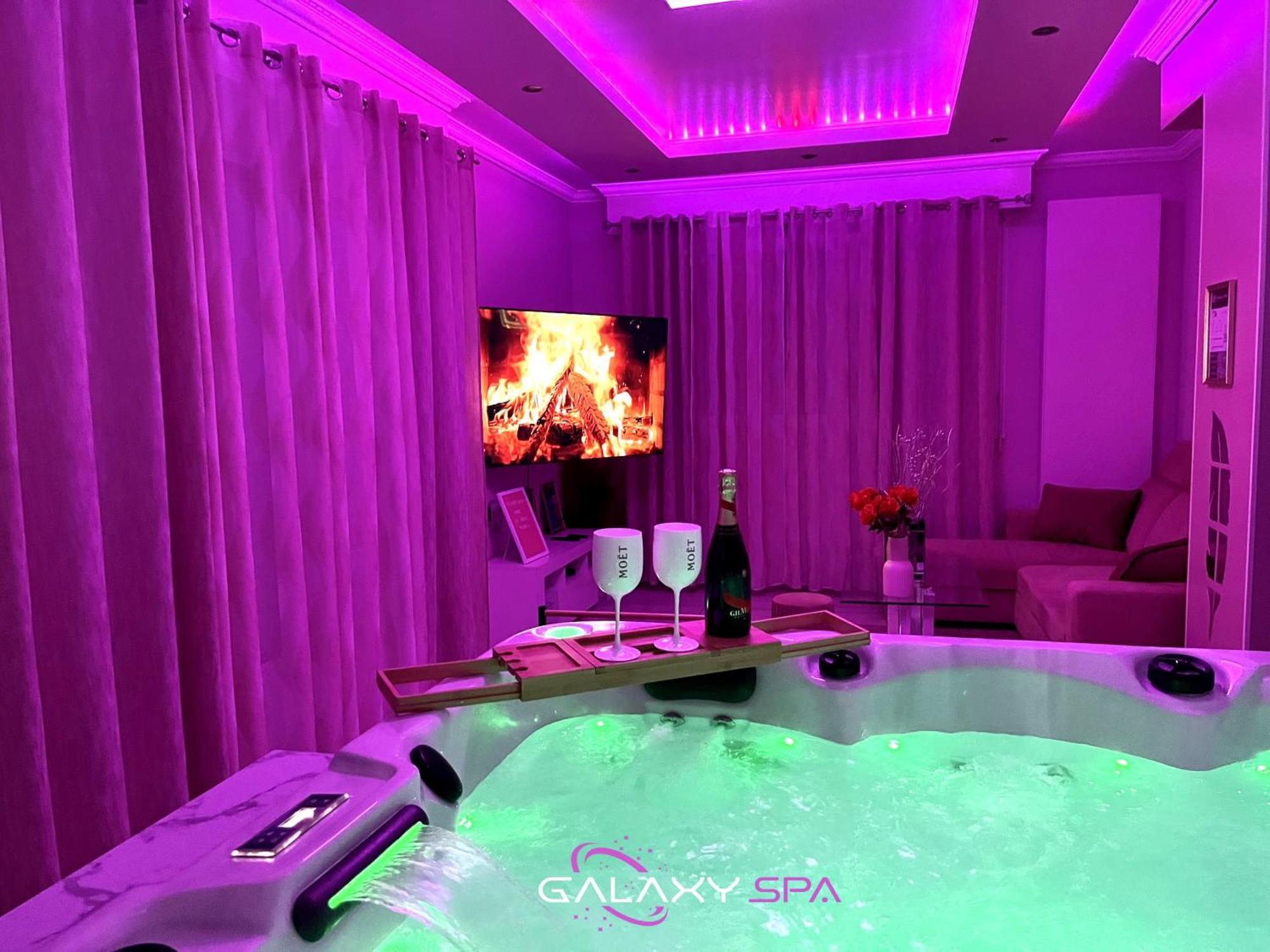 Galaxy Spa - Suite Venus Jacuzzi Et Sauna Privatif Champigneulles Εξωτερικό φωτογραφία